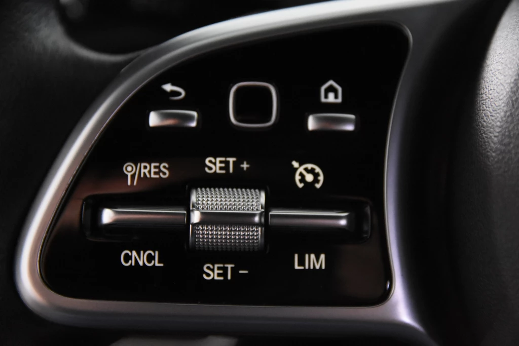 Mercedes-Benz CLA – foto 33