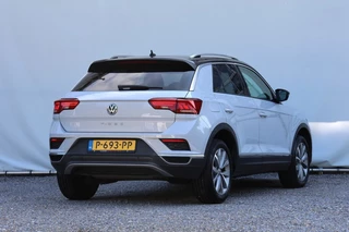 Volkswagen T-Roc – thumbnail 4