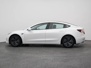Tesla Model 3 – thumbnail 3