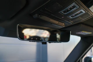 Land Rover Defender – thumbnail 31