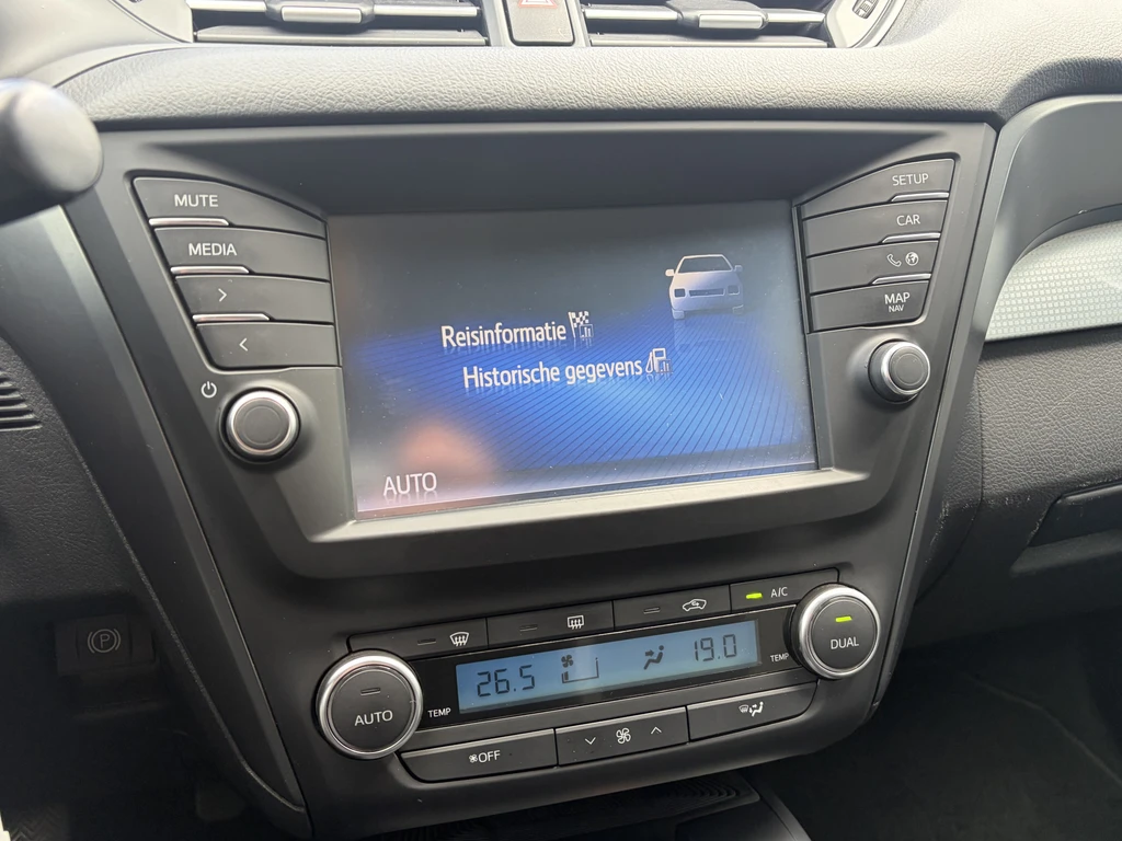 Toyota Avensis – foto 30