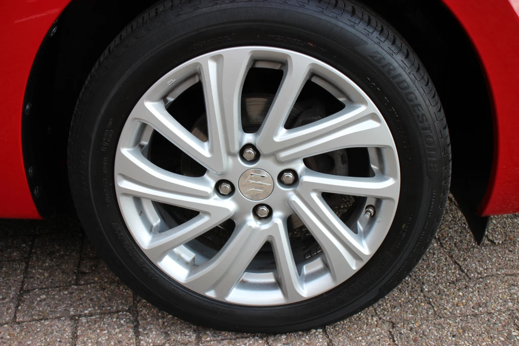 Suzuki Swift – foto 22