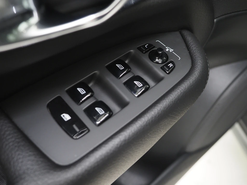 Volvo XC90 – foto 21