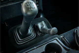 Land Rover Defender – thumbnail 29