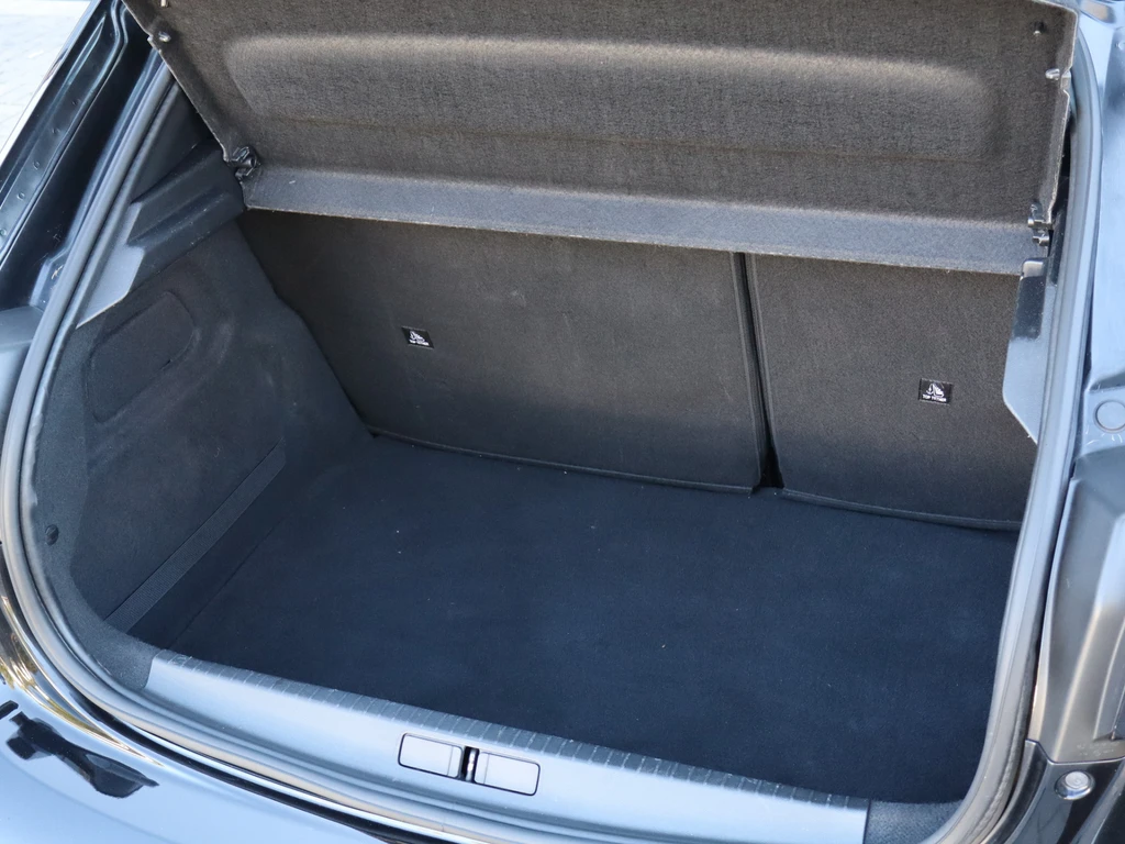 Peugeot 208 – foto 9