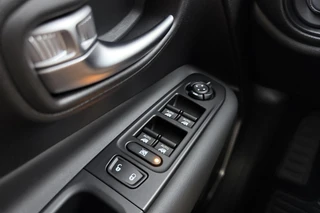 Jeep Renegade – thumbnail 18