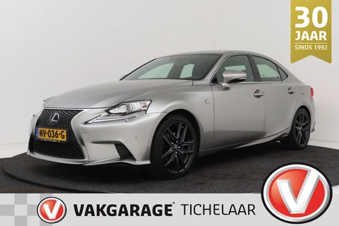 Lexus IS 300h F Sport Line | Trekhaak | Elek stoelverstelling | Navigatie | Stoelverwarming |