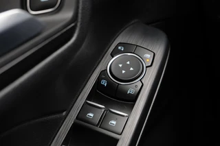 Ford Kuga – thumbnail 31