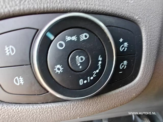 Ford Transit Connect – thumbnail 14