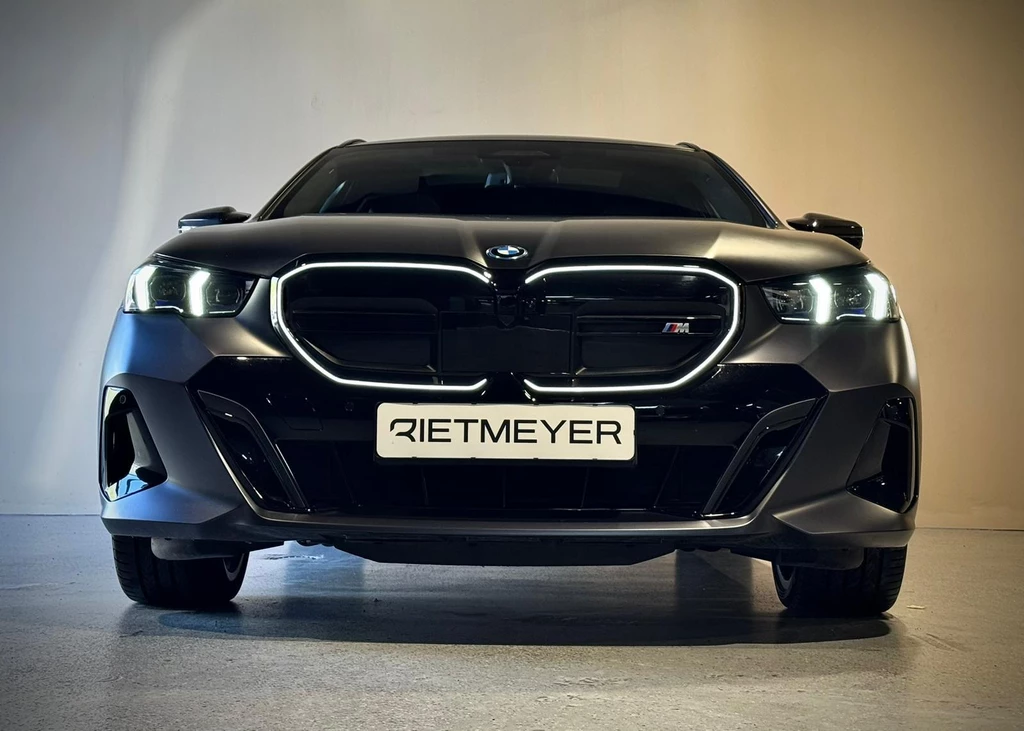 BMW i5 – foto 10