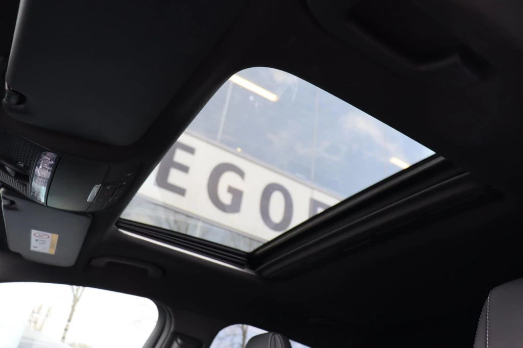 Mercedes-Benz GLC – foto 16