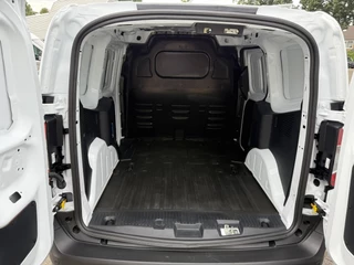Ford Transit Courier – thumbnail 26