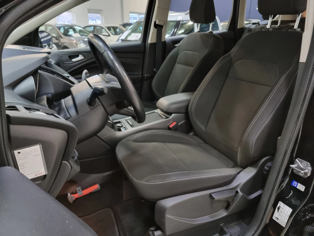 Ford Kuga – foto 24
