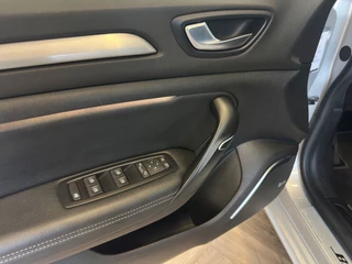 Renault Mégane Estate – thumbnail 40