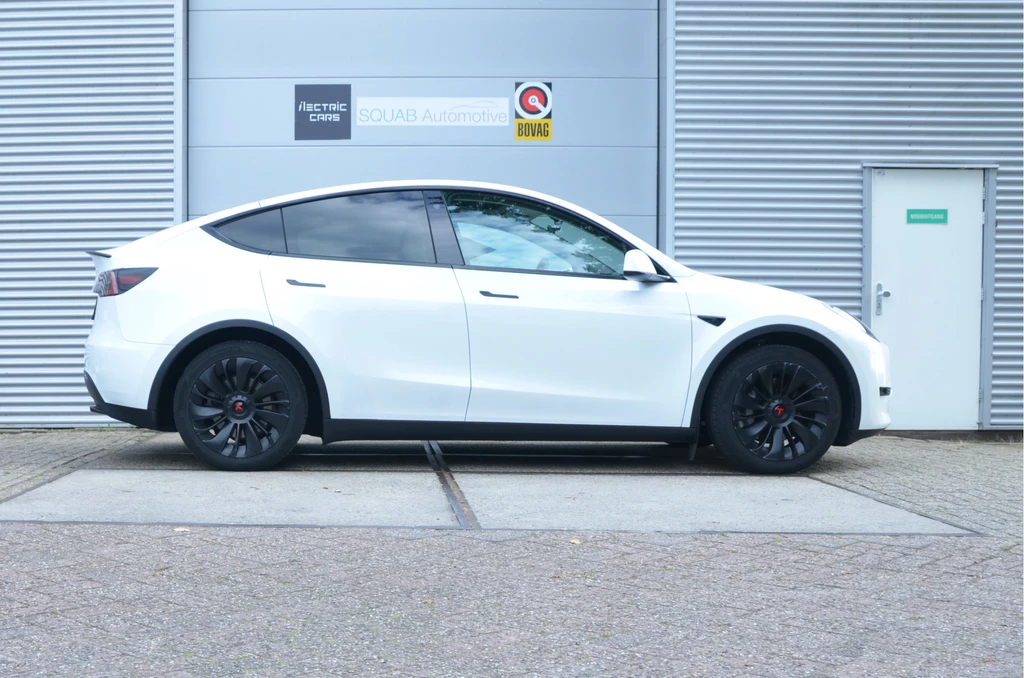 Tesla Model Y – foto 4