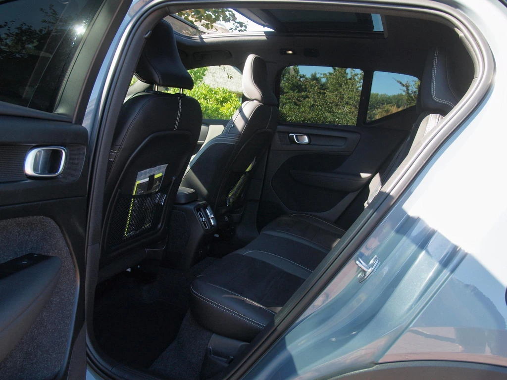 Volvo XC40 – foto 27