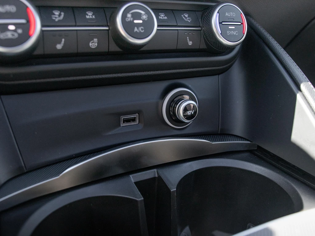 Alfa Romeo Stelvio – foto 25