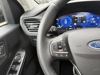 Ford Kuga – thumbnail 16