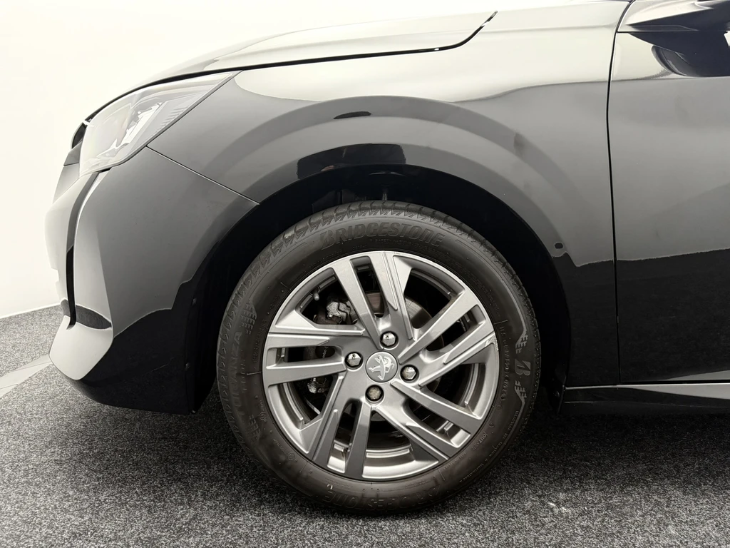 Peugeot 208 – foto 24