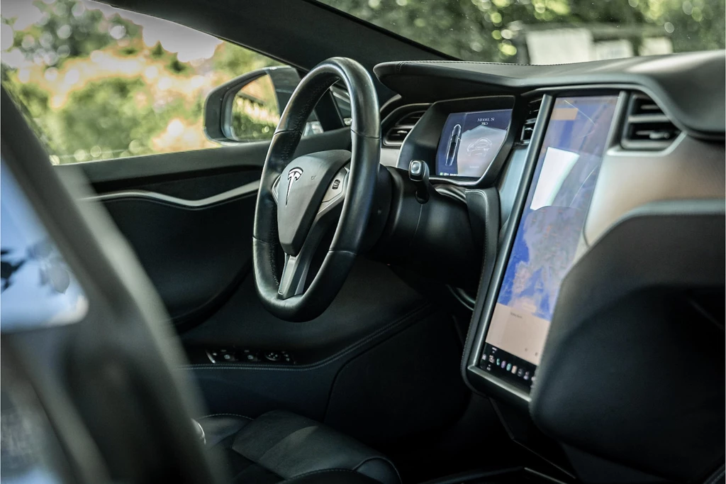 Tesla Model S – foto 21