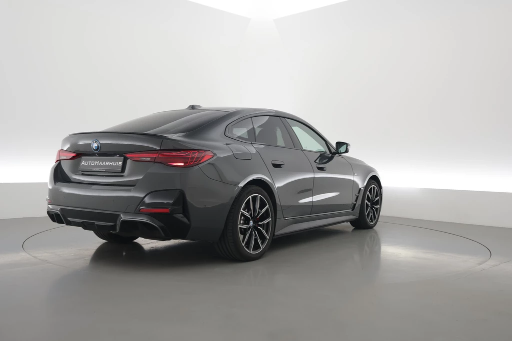 BMW i4 – foto 3