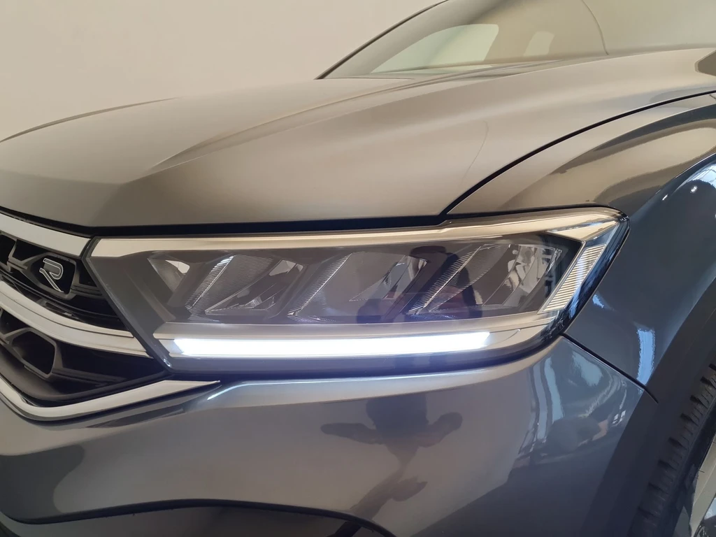 Volkswagen T-Roc – foto 11