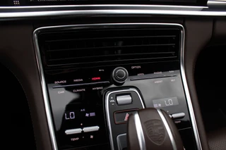 Porsche Panamera – thumbnail 28