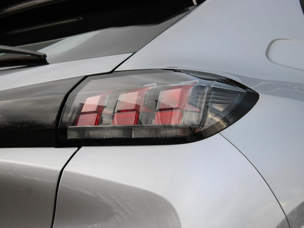 Peugeot 208 – foto 30