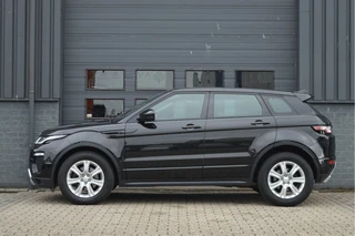Land Rover Range Rover Evoque – thumbnail 1