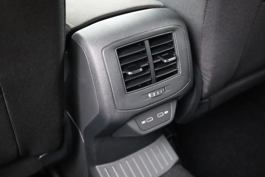 Volkswagen T-Roc – foto 35