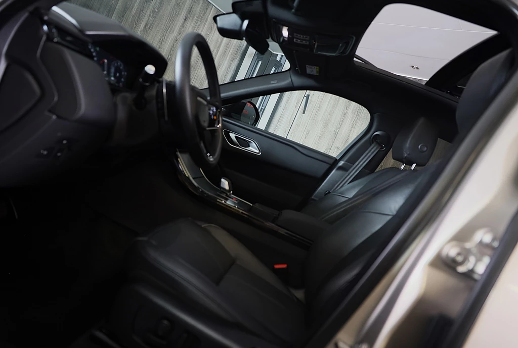 Land Rover Range Rover Velar – foto 24