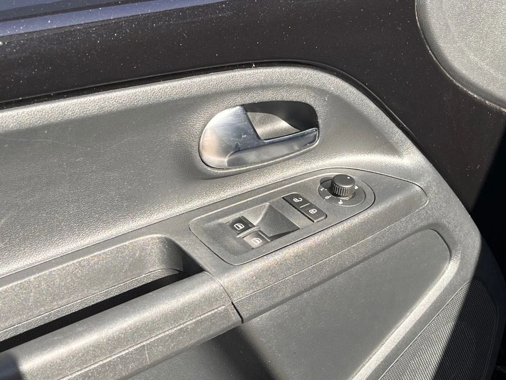 Volkswagen up! – foto 15