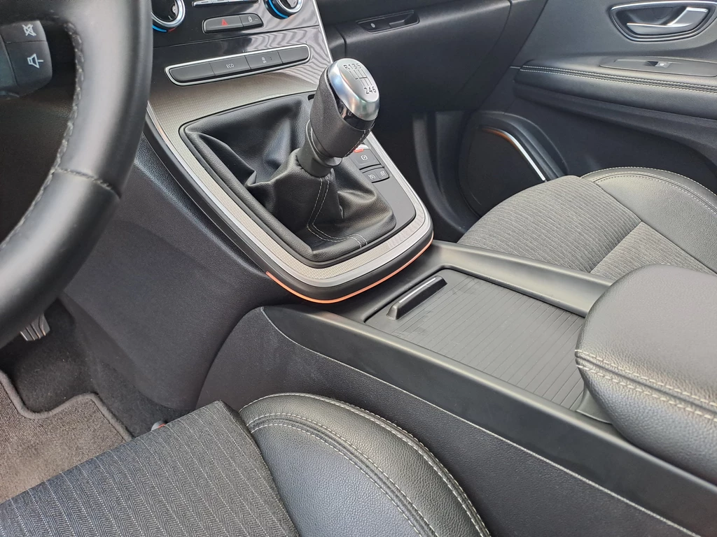 Renault Grand Scénic – foto 22