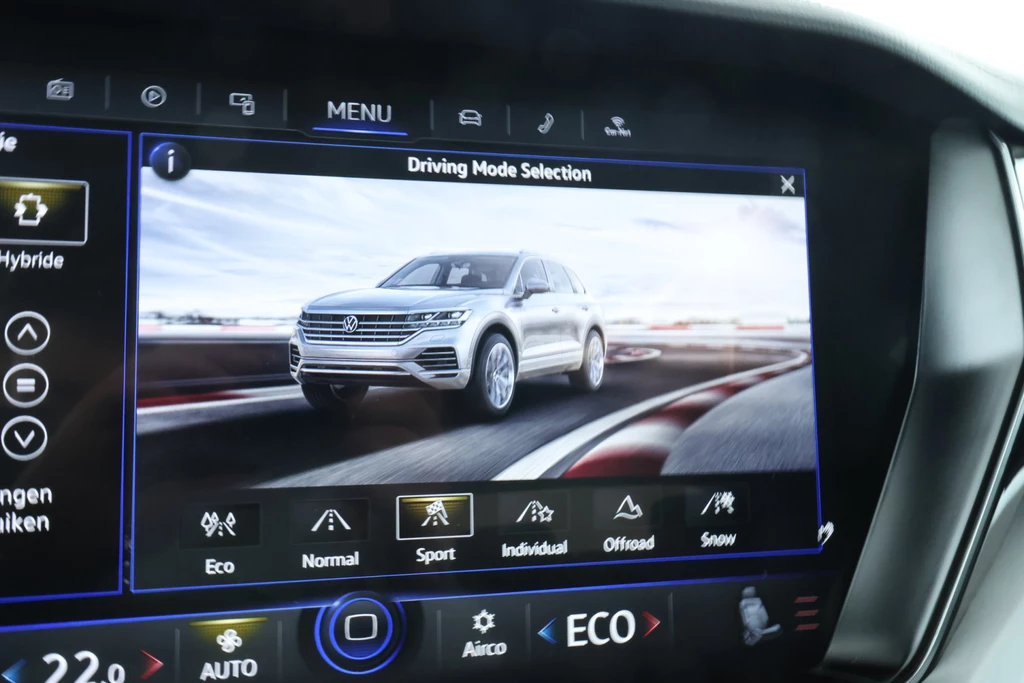 Volkswagen Touareg – foto 36
