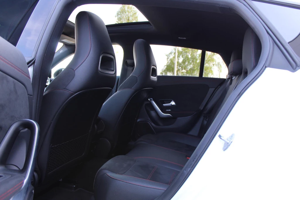 Mercedes-Benz CLA – foto 18