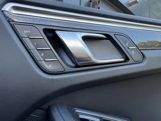 Porsche Macan – thumbnail 30