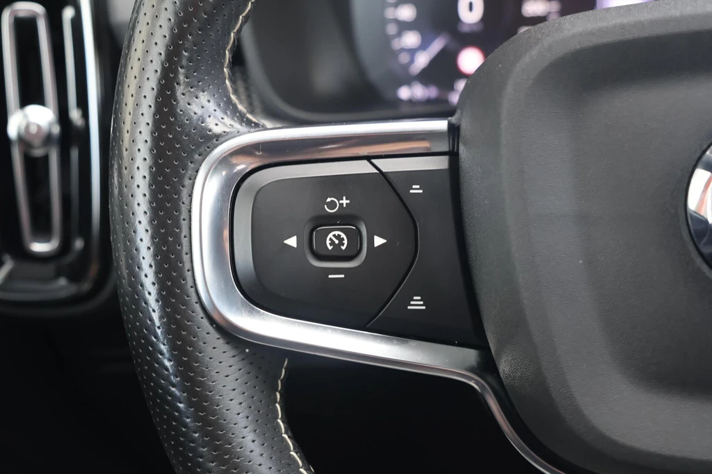 Volvo XC40 – foto 35