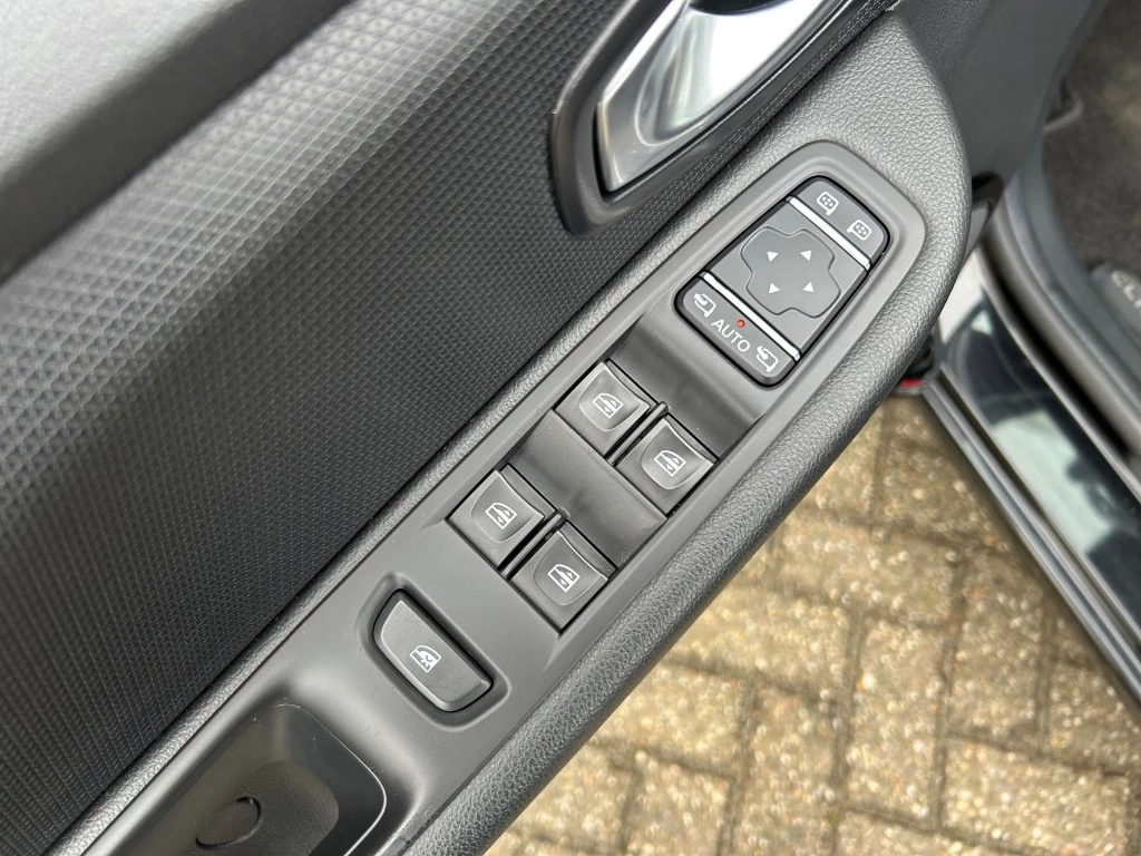Renault Clio – foto 9