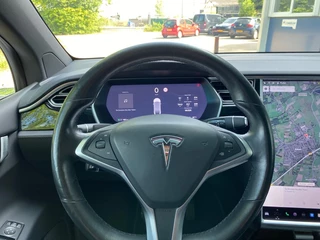 Tesla Model X – thumbnail 12