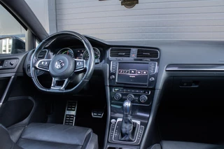 Volkswagen Golf – thumbnail 26