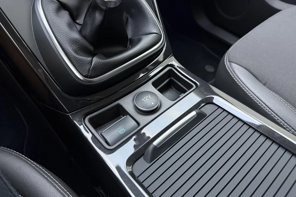 Ford Kuga – foto 29