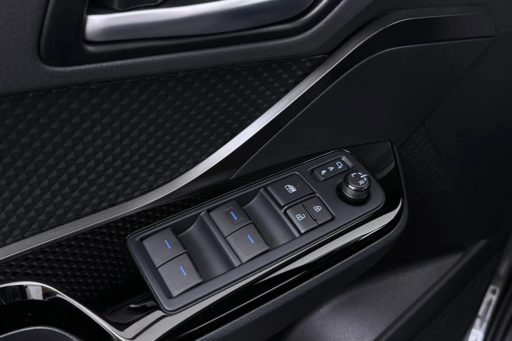 Toyota C-HR – foto 37