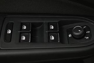 Volkswagen Golf – thumbnail 20