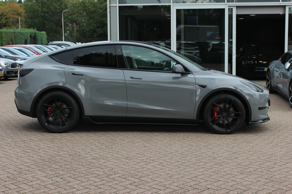 Tesla Model Y – foto 5