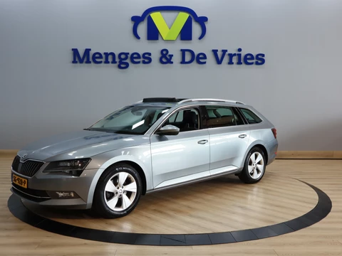 Škoda Superb Combi 1.4 TSI ACT Ambition Business Airco ECC | Panorama | Trekhaak | Adaptive Cruise | Memory | Stoelverwarming
