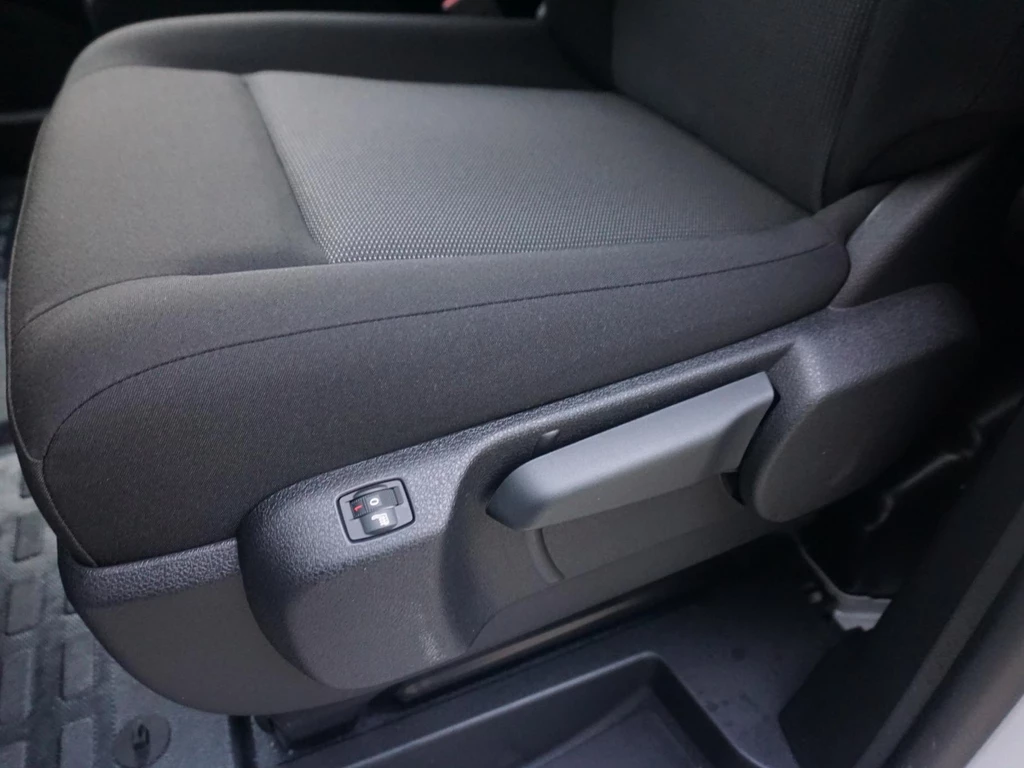 Peugeot e-Expert – foto 12