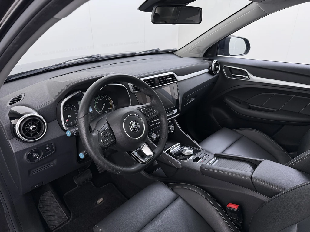 MG ZS EV – foto 15