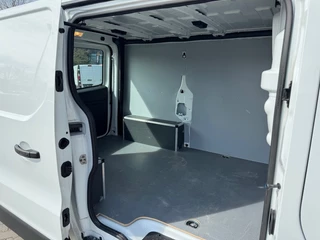 Renault Trafic – thumbnail 16