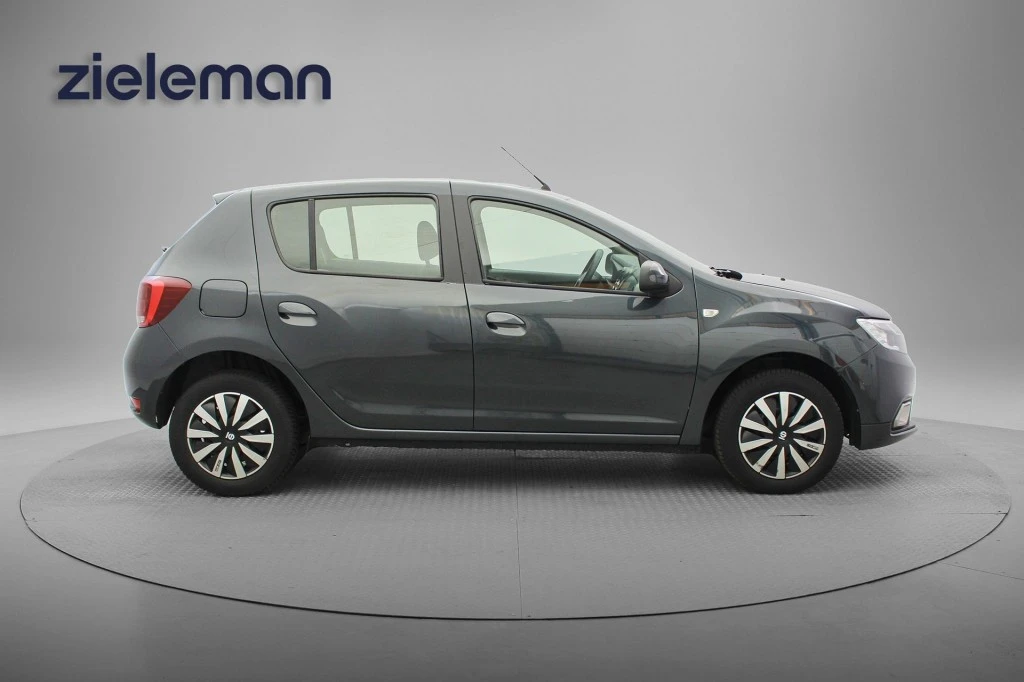 Dacia Sandero – foto 8