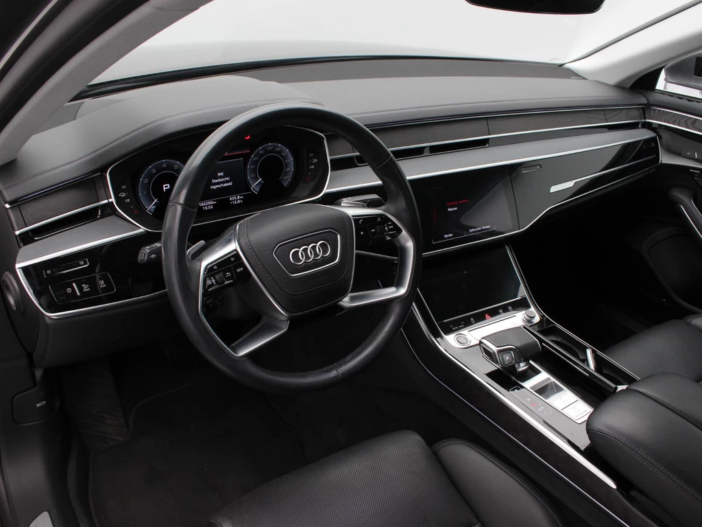 Audi A8 – foto 11